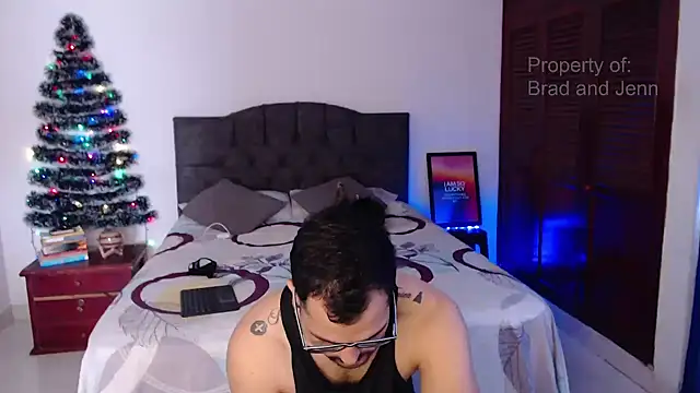 Snapshot of yourfavoritesbj chatting on 12.23.24 yourfavoritesbj online show from 12.23.24