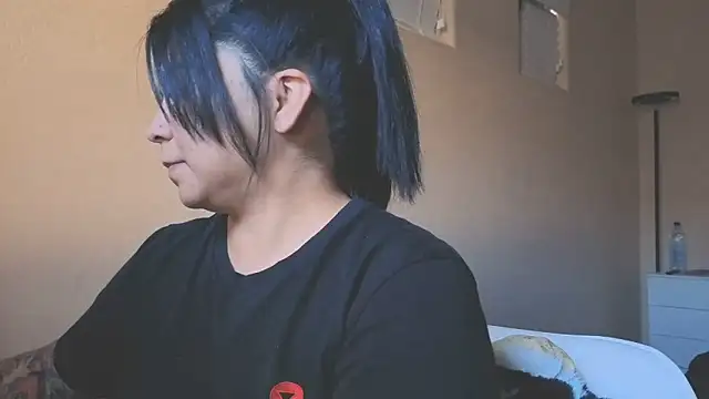 kimmiakiss22 online show from 03.20.25