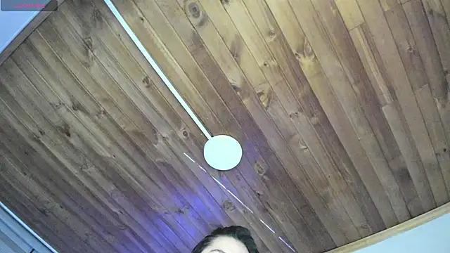 natasha logan  online show from 10.10.25