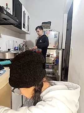 Snapshot of catire2323 chatting on 12.29.24 catire2323 online show from 12.29.24