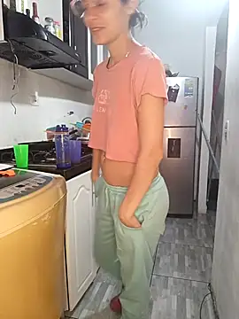 catire2323 online show from 12.21.25