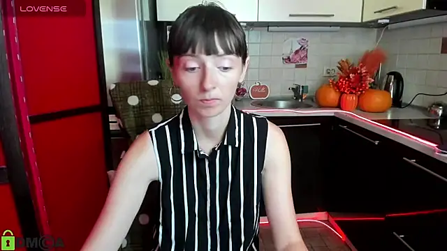 TayanaJons online show from 09.23.25