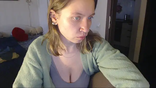 Snapshot of amanda_kiss_kiss chatting on 12.12.24 amanda kiss kiss online show from 12.12.24