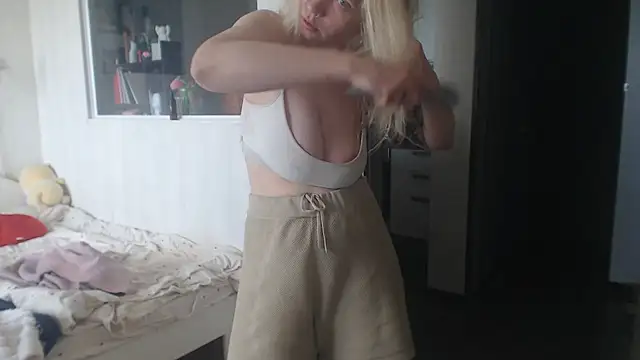 amanda kiss kiss online show from 04.13.26