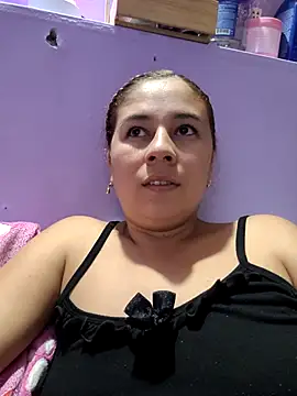 Snapshot of selena_gomez2 chatting on 09.20.25 selena gomez2 online show from 09.20.25