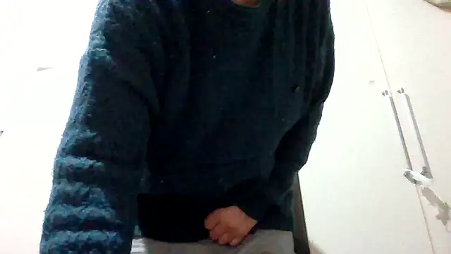 asira39 online show from 12.04.25