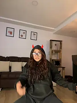 crystal bunny7 online show from 02.10.25