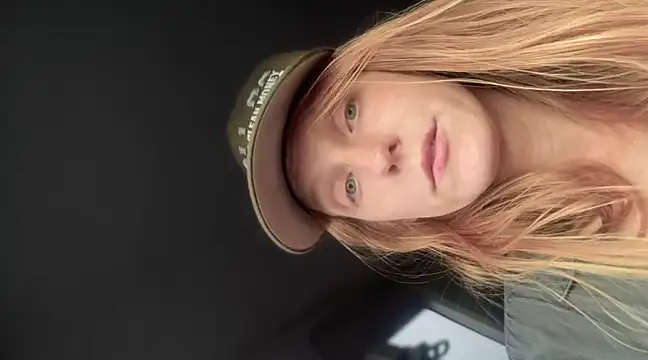 GoldenFlameGoddess online show from 03.20.25