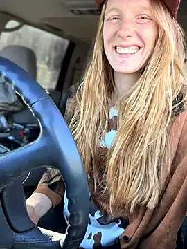 Snapshot of GoldenFlameGoddess chatting on 01.18.26 GoldenFlameGoddess online show from 01.18.26