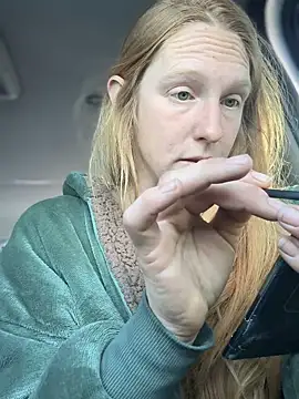 Snapshot of GoldenFlameGoddess chatting on 03.05.26 GoldenFlameGoddess online show from 03.05.26