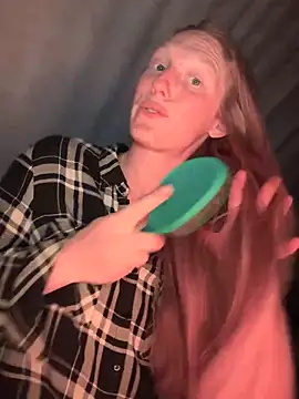 Snapshot of GoldenFlameGoddess chatting on 03.20.26 GoldenFlameGoddess online show from 03.20.26