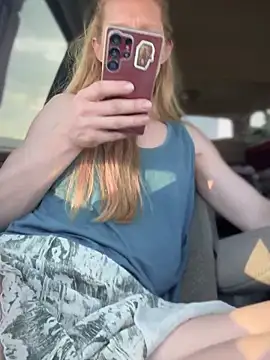GoldenFlameGoddess online show from 05.06.26