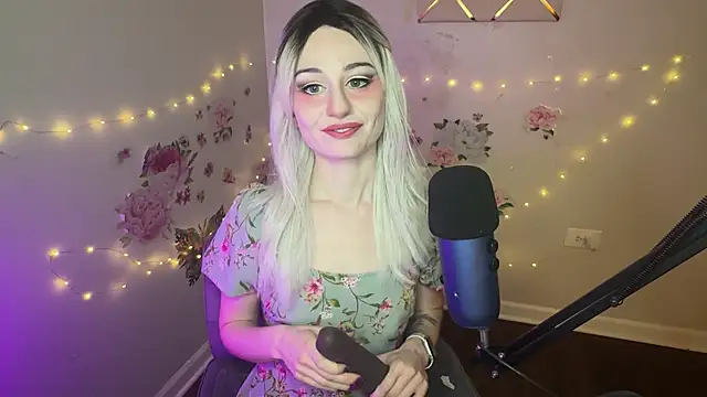 Starr1123 online show from 03.25.26