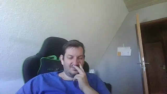 Golffahrer1982 online show from 09.23.25