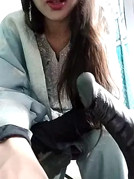 Noor Darliing online show from 02.26.25