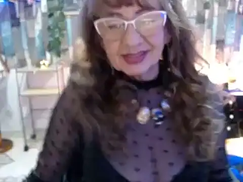 KarimaSarabe online show from 02.19.25