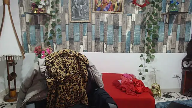 KarimaSarabe online show from 10.06.25