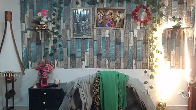 KarimaSarabe online show from 10.08.25