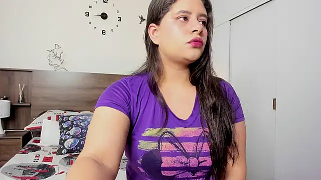 emily adams01 online show from 04.17.26