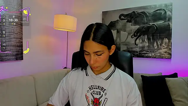 Snapshot of Ary_7 chatting on 11.26.25 Ary 7 online show from 11.26.25