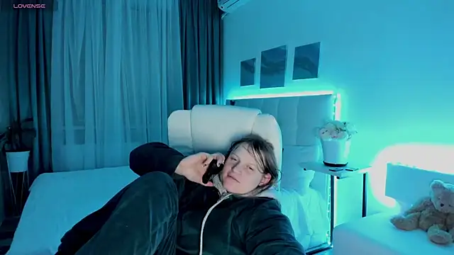 Kathlyn  Heath online show from 02.24.25