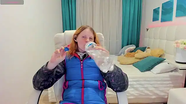 Kathlyn  Heath online show from 10.26.25