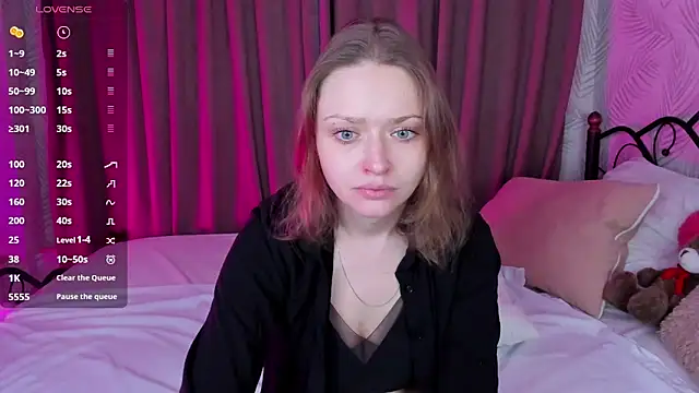 Linda Bryant online show from 03.07.25