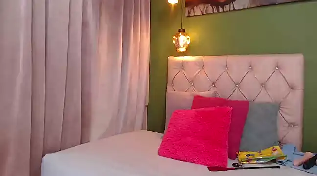 Rebecca Milf online show from 01.26.25