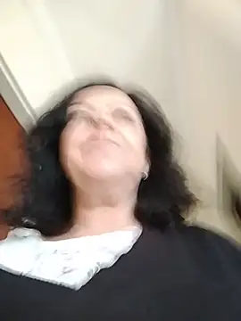 Snapshot of mariy522 chatting on 05.17.26 mariy522 online show from 05.17.26