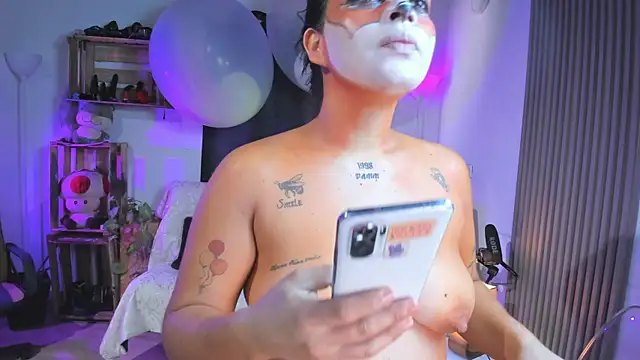 Cuttiealice online show from 02.12.25