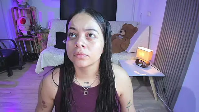 Cuttiealice online show from 02.14.25