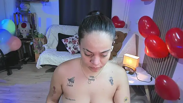 Cuttiealice online show from 02.16.25