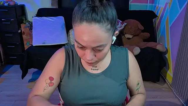 Cuttiealice online show from 09.11.25