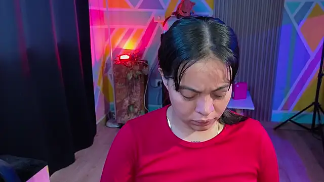 Cuttiealice online show from 10.07.25