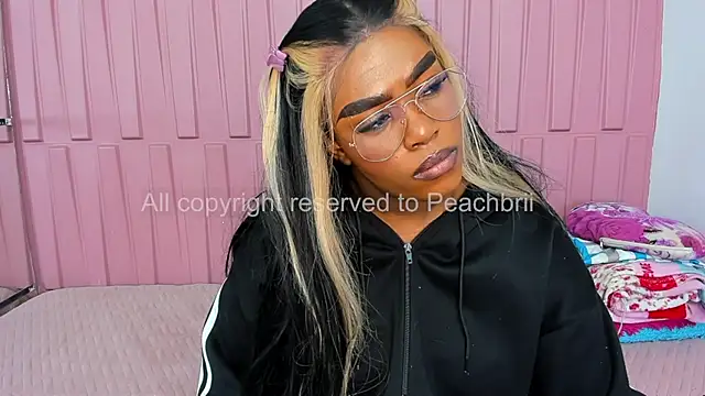 Snapshot of Briana_Wells_ chatting on 09.23.25 Briana Wells online show from 09.23.25