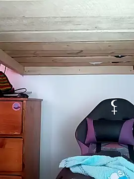 Lilith DeVil  online show from 12.15.24