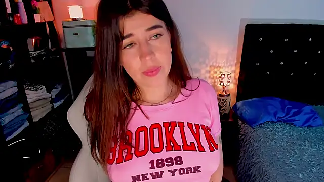 Snapshot of zoe_kittylove chatting on 03.06.25 zoe kittylove online show from 03.06.25