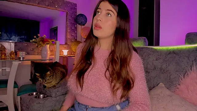 Snapshot of zoe_kittylove chatting on 10.28.25 zoe kittylove online show from 10.28.25