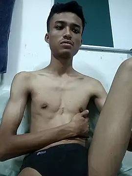 Hunter Hault online show from 02.11.26