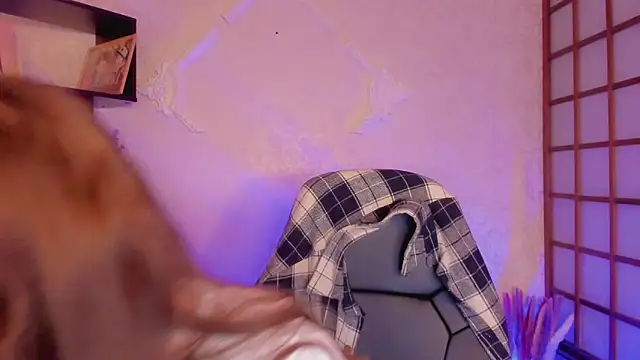 KateCuddle online show from 01.21.25