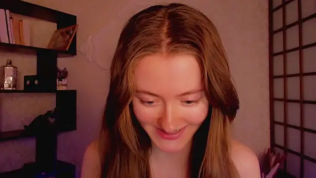 KateCuddle online show from 02.12.25