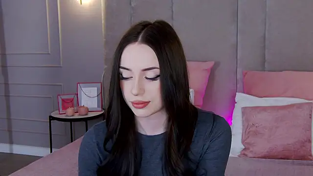 Betty Bridge online show from 02.17.25