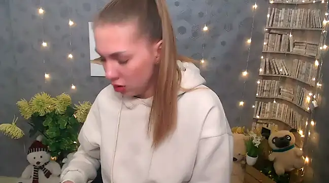 Sport Tall Doll online show from 03.11.25