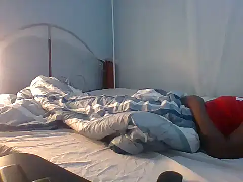 Snapshot of Eminent_Ride chatting on 10.04.25 Eminent Ride online show from 10.04.25