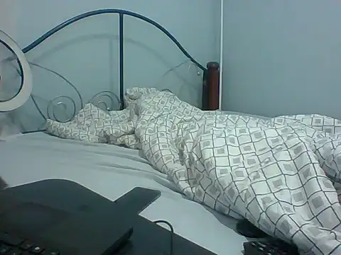 Snapshot of Eminent_Ride chatting on 10.17.25 Eminent Ride online show from 10.17.25