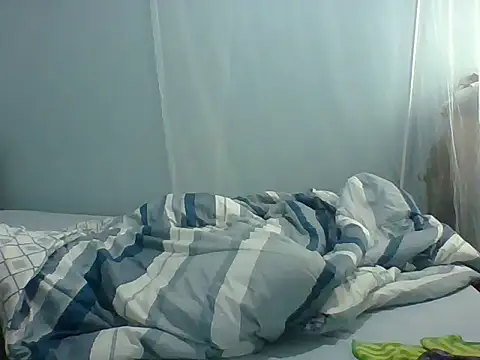 Snapshot of Eminent_Ride chatting on 10.19.25 Eminent Ride online show from 10.19.25