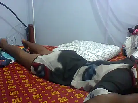 Snapshot of Eminent_Ride chatting on 12.15.25 Eminent Ride online show from 12.15.25