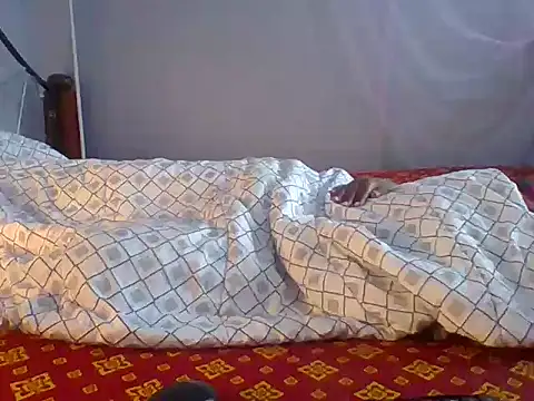 Snapshot of Eminent_Ride chatting on 12.16.25 Eminent Ride online show from 12.16.25