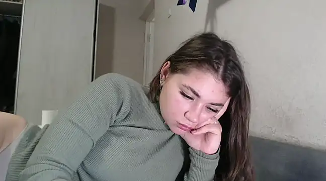 Snapshot of delightful_sofi chatting on 02.06.25 delightful sofi online show from 02.06.25