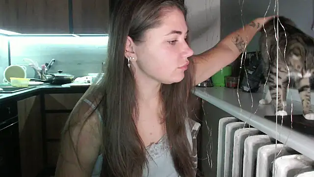 Snapshot of delightful_sofi chatting on 10.17.25 delightful sofi online show from 10.17.25